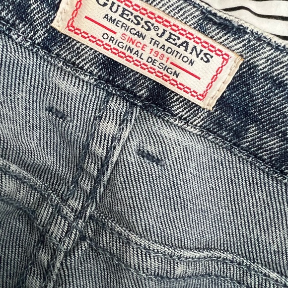 Guess acid washed buttonfly Jean skirt - Picture 7 of 7